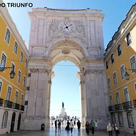 Apartment Chiado Family